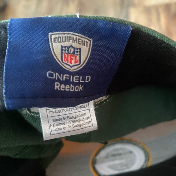 Kids Green Bay Packer Hat - Picture 5 of 5